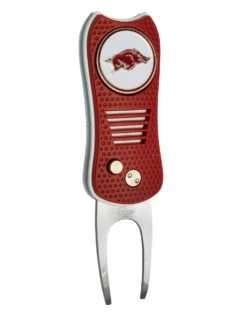 Team Golf Retractable Switchblade Switchfix Divot Tool Ball Marker - NCAA -CaddiesShack Sales Store Arkansas Razorbacks Switchfix 44448 104