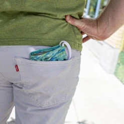 Sunday Afternoons UVShield Cool SPF 50+ Face Mask -CaddiesShack Sales Store FaceMask 2